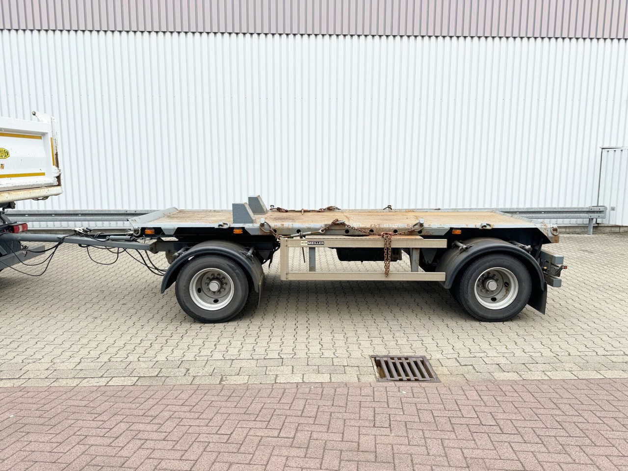 HKM A 18 ZB 3,4 A 18 ZB 3,4 Absetzanhänger - Containertransporter/ Wissellaadbak aanhangwagen: afbeelding 3 HKM A 18 ZB 3,4 A 18 ZB 3,4 Absetzanhänger - Containertransporter/ Wissellaadbak aanhangwagen: afbeelding 3