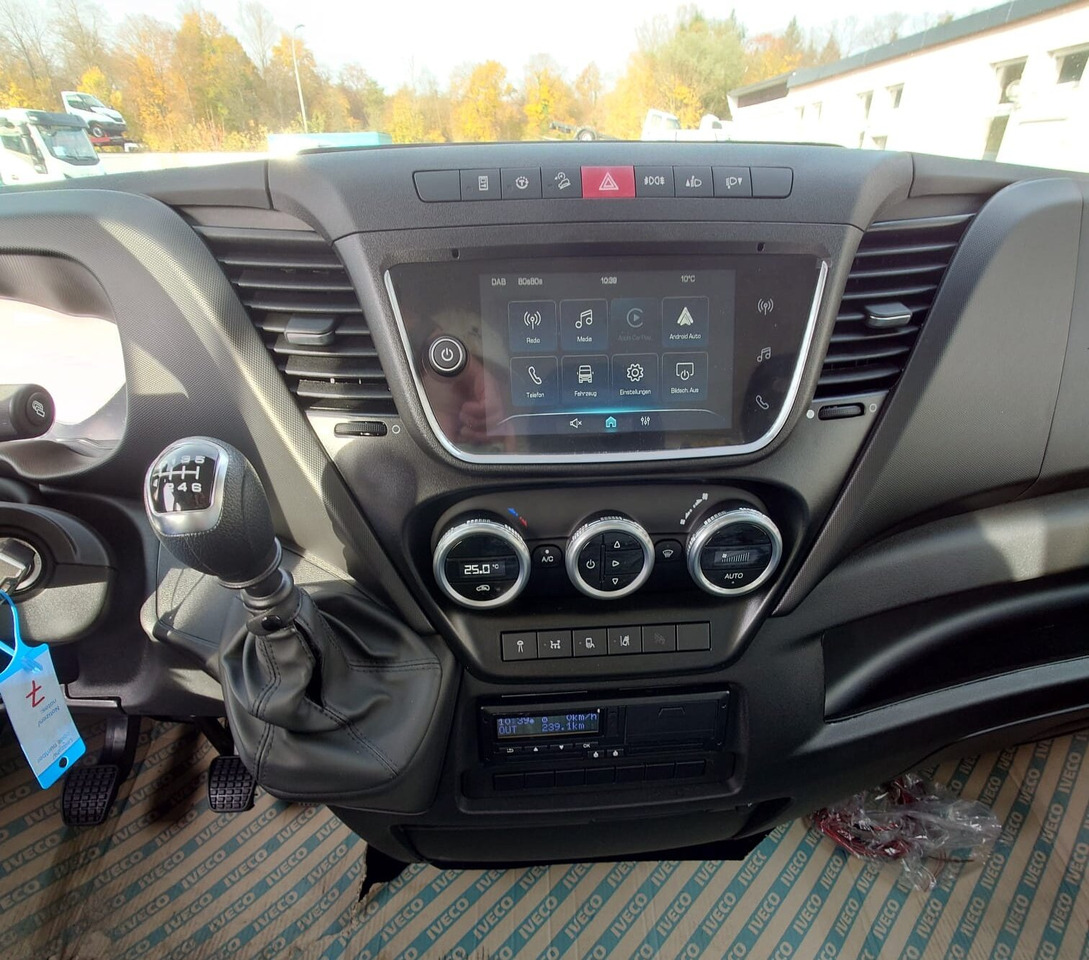 Iveco Daily 72C18H/P DK 4x2 Daily 72C18H/P DK 4x2, Nebenantrieb - Chassis vrachtwagen: afbeelding 3 Iveco Daily 72C18H/P DK 4x2 Daily 72C18H/P DK 4x2, Nebenantrieb - Chassis vrachtwagen: afbeelding 3