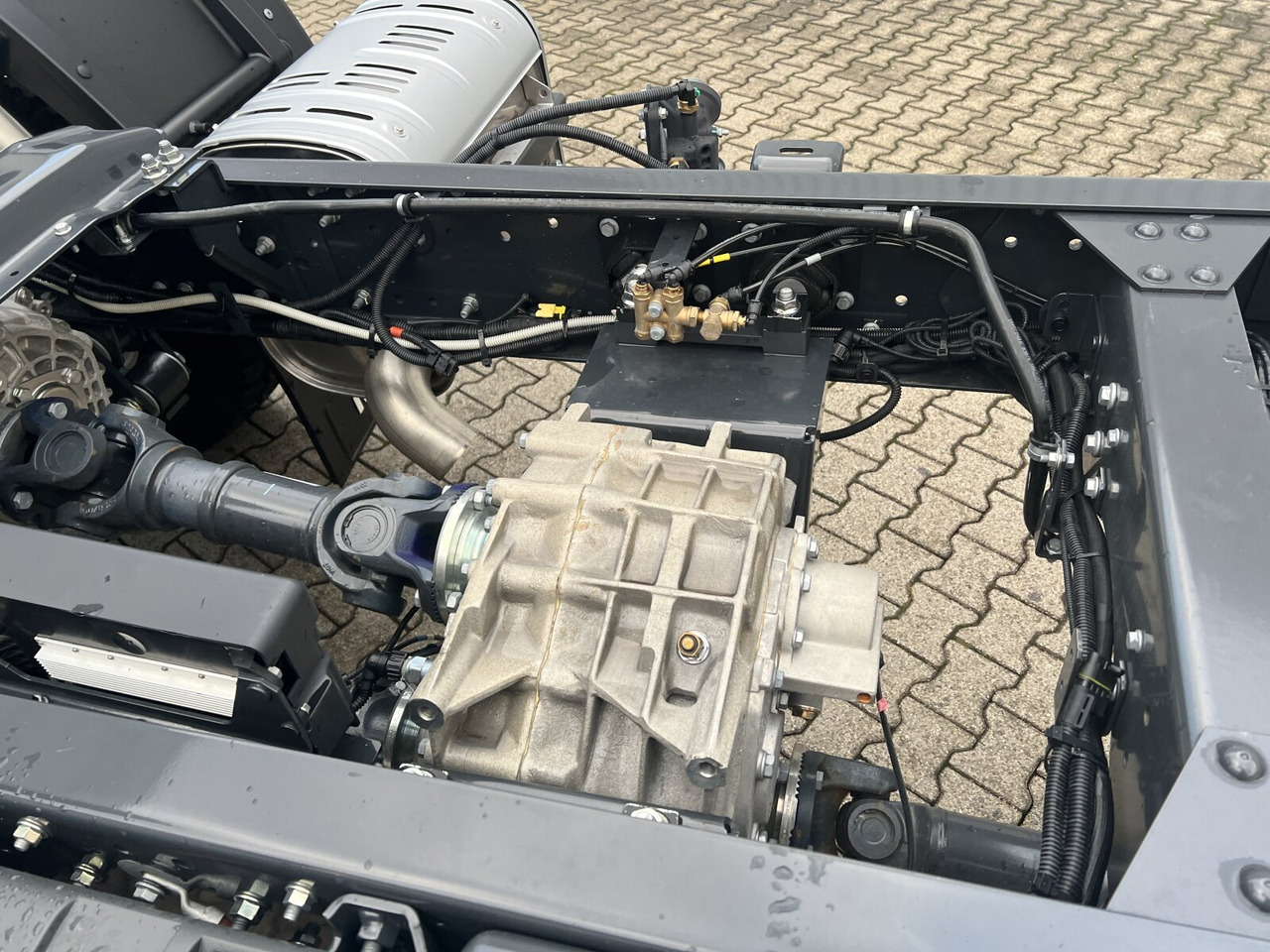 Iveco EuroCargo ML150E24 WS 4x4 EuroCargo ML150E24 WS 4x4, Euro3 - Tankwagen: afbeelding 2 Iveco EuroCargo ML150E24 WS 4x4 EuroCargo ML150E24 WS 4x4, Euro3 - Tankwagen: afbeelding 2