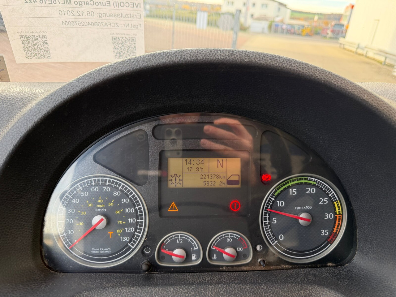 Iveco EuroCargo ML75E16 4x2 EuroCargo ML75E16 4x2, City-Abroller - Haakarmsysteem vrachtwagen: afbeelding 2 Iveco EuroCargo ML75E16 4x2 EuroCargo ML75E16 4x2, City-Abroller - Haakarmsysteem vrachtwagen: afbeelding 2