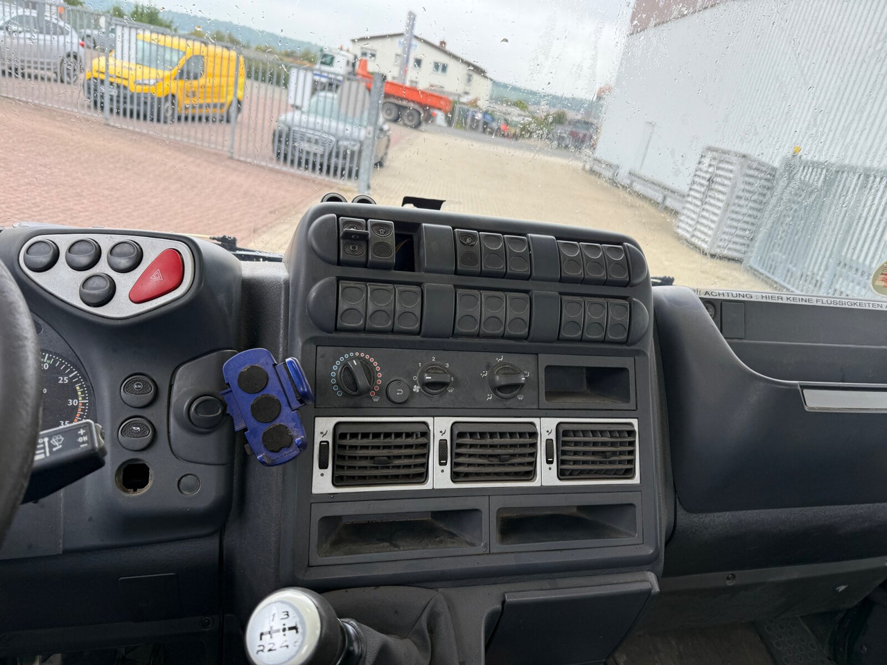 Iveco ML80E18/P 4x2 ML80E18/P 4x2, City-Abroller - Haakarmsysteem vrachtwagen: afbeelding 3 Iveco ML80E18/P 4x2 ML80E18/P 4x2, City-Abroller - Haakarmsysteem vrachtwagen: afbeelding 3
