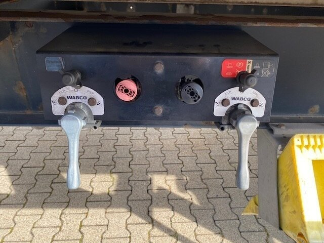 Krone AZW 18 AZW 18 - Gesloten aanhangwagen: afbeelding 2 Krone AZW 18 AZW 18 - Gesloten aanhangwagen: afbeelding 2