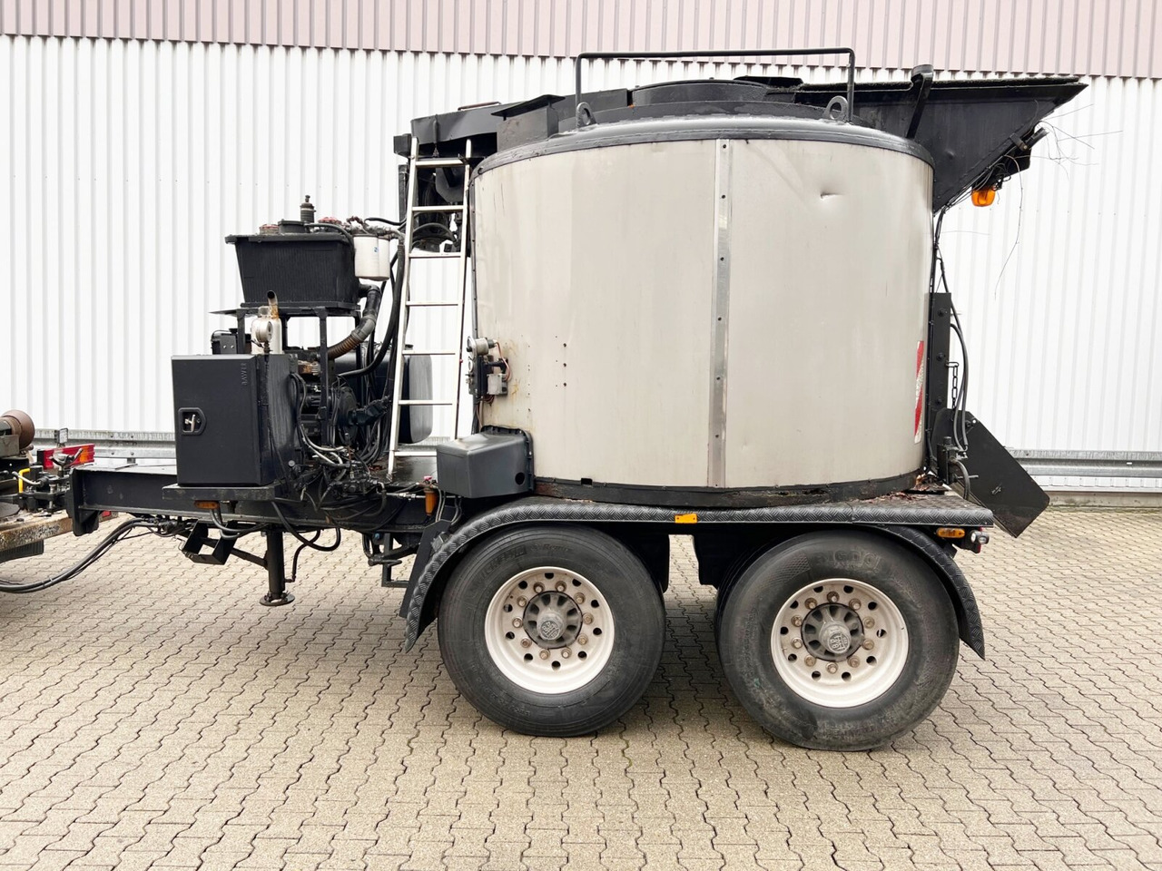 Kutzner KZA 16L, Aspaltkocher Kutzner KZA 16L, Aspaltkocher - Asfaltmachine: afbeelding 5 Kutzner KZA 16L, Aspaltkocher Kutzner KZA 16L, Aspaltkocher - Asfaltmachine: afbeelding 5