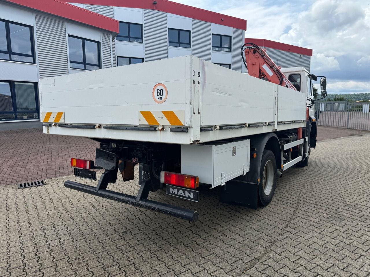 Kraanwagen, Vrachtwagen met open laadbak MAN 14.224 LAC 4x4 BB 14.224 LAC 4x4 BB mit Kran Atlas 100.1: afbeelding 11 Kraanwagen, Vrachtwagen met open laadbak MAN 14.224 LAC 4x4 BB 14.224 LAC 4x4 BB mit Kran Atlas 100.1: afbeelding 11