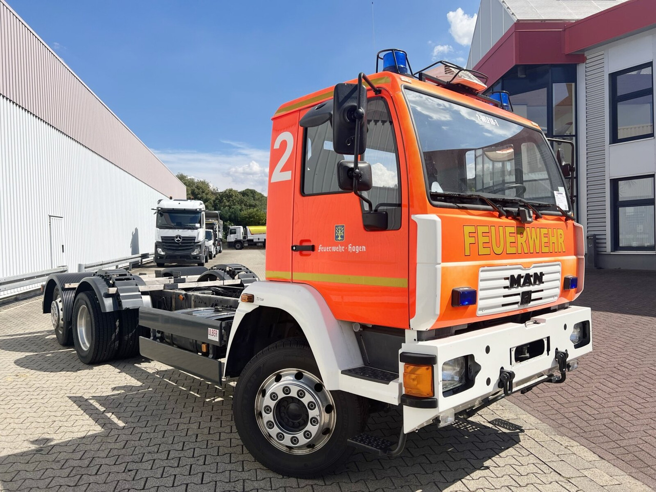 Interieur foto 1: Chassis vrachtwagen MAN 25/18.284 6x2-4 LL 25/18.284 6x2-4 LL, Retarder, Lenkachse