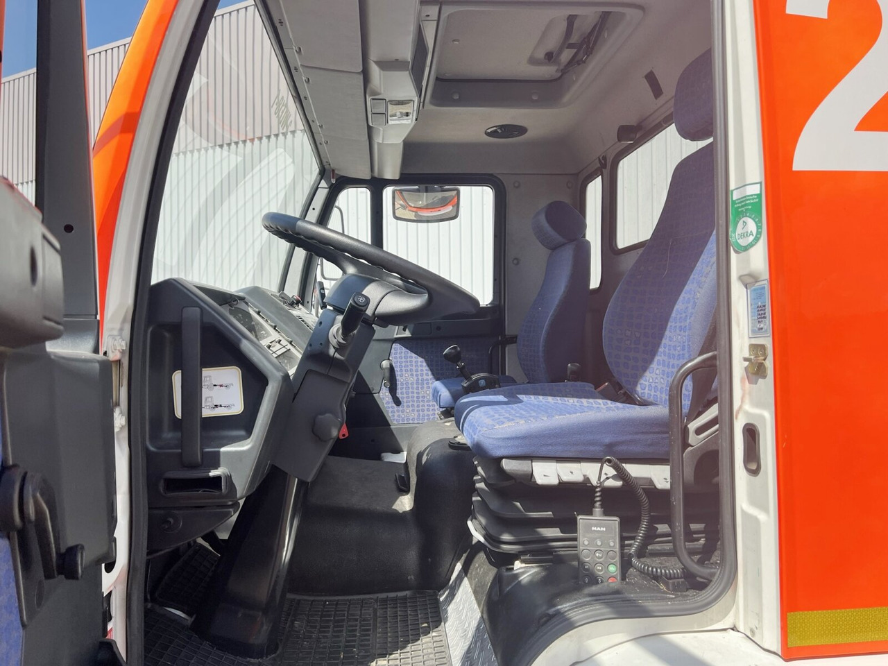 Chassis vrachtwagen MAN 25/18.284 6x2-4 LL 25/18.284 6x2-4 LL, Retarder, Lenkachse: afbeelding 6