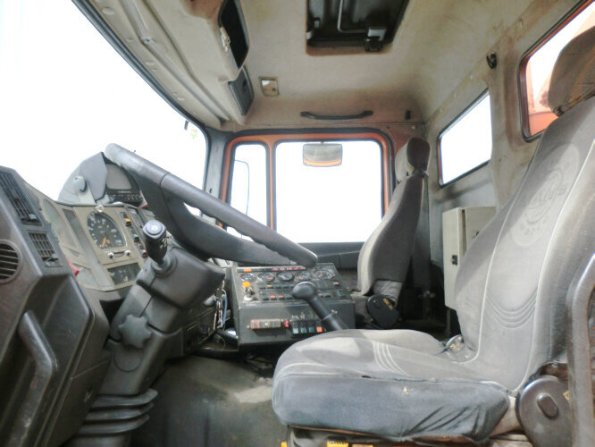 Veegwagen MAN M03 14.152 4x2 M03 14.152 4x2, Schienenkehrmaschine: afbeelding 11 Veegwagen MAN M03 14.152 4x2 M03 14.152 4x2, Schienenkehrmaschine: afbeelding 11