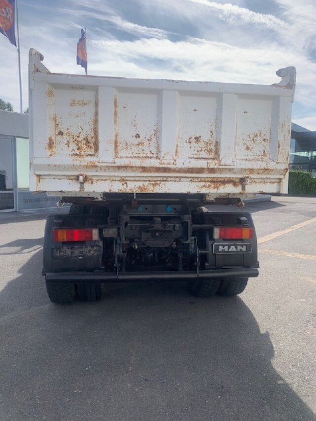 MAN T42 T42 6x6 - Kipper vrachtwagen: afbeelding 3 MAN T42 T42 6x6 - Kipper vrachtwagen: afbeelding 3