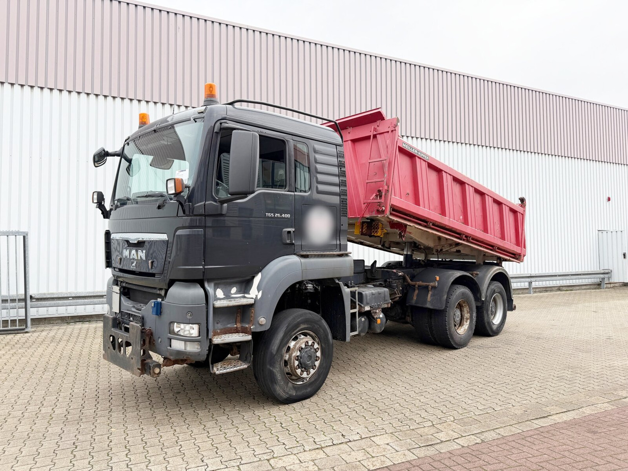 MAN TGA 26.400 6x6 BB TGA 26.400 6x6 BB, Winterdienstausstattung - Kipper vrachtwagen: afbeelding 1 MAN TGA 26.400 6x6 BB TGA 26.400 6x6 BB, Winterdienstausstattung - Kipper vrachtwagen: afbeelding 1