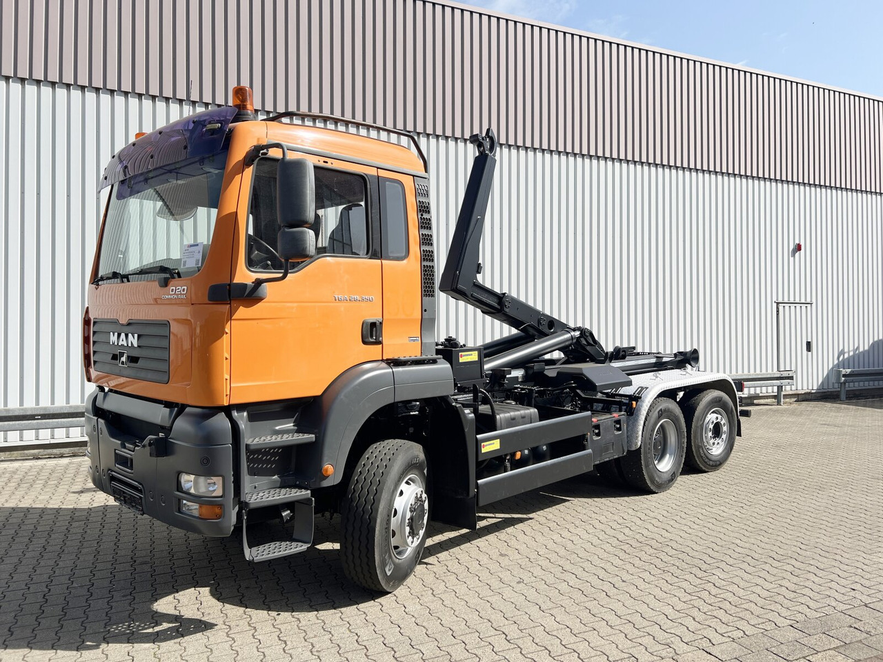 MAN TGA 28.350 6X4-4 BL TGA 28.350 6X4-4 BL, Lift-/Lenkachse, Meiller - Haakarmsysteem vrachtwagen: afbeelding 1 MAN TGA 28.350 6X4-4 BL TGA 28.350 6X4-4 BL, Lift-/Lenkachse, Meiller - Haakarmsysteem vrachtwagen: afbeelding 1