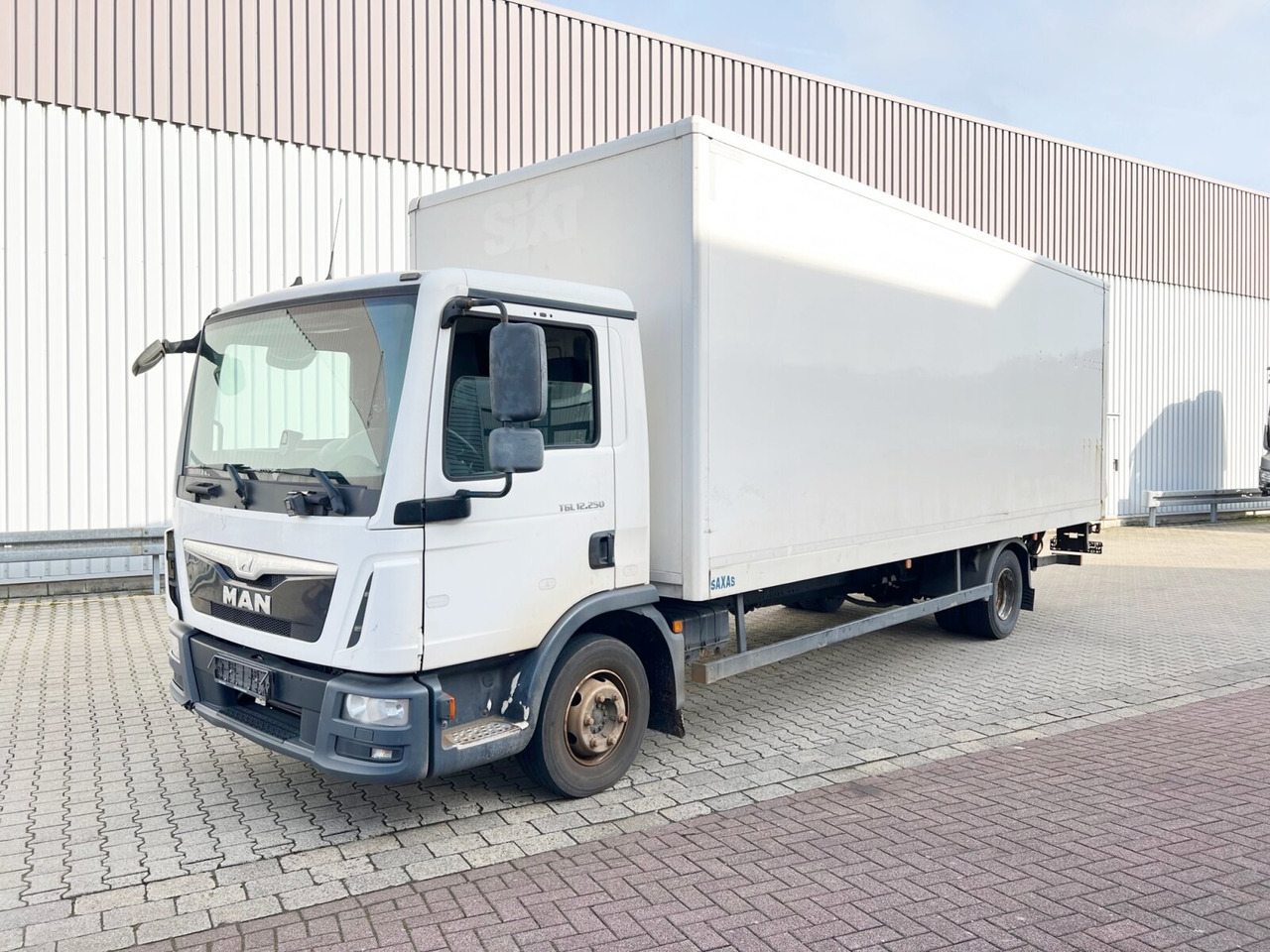 MAN TGL 12.250/340 4X2 BL TGL 12.250/340 4X2 BL mit Dhollandia LBW, 42 cbm - Bakwagen: afbeelding 1 MAN TGL 12.250/340 4X2 BL TGL 12.250/340 4X2 BL mit Dhollandia LBW, 42 cbm - Bakwagen: afbeelding 1