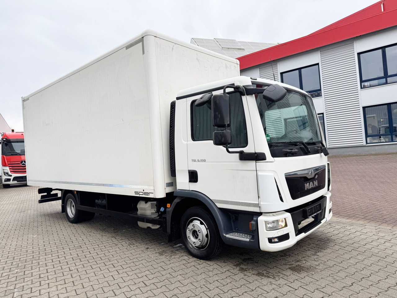 Interieur foto 2: Bakwagen MAN TGL 8.150 4x2 BL TGL 8.150 4x2 BL, Möbelkoffer mit Rolltor