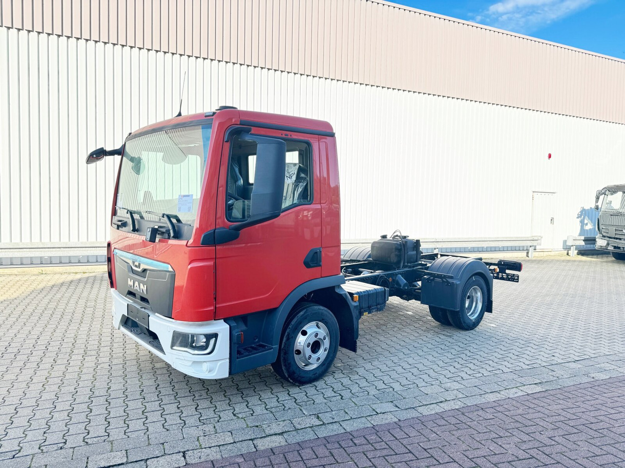MAN TGL 8.190 4x2 BB CH TGL 8.190 4x2 BB CH, Nebenantrieb - Chassis vrachtwagen: afbeelding 1 MAN TGL 8.190 4x2 BB CH TGL 8.190 4x2 BB CH, Nebenantrieb - Chassis vrachtwagen: afbeelding 1