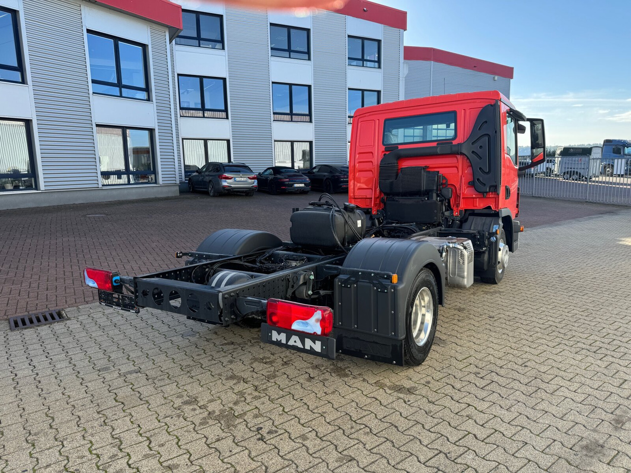 Nieuw Chassis vrachtwagen MAN TGL 8.190 4x2 BB CH TGL 8.190 4x2 BB CH, Nebenantrieb: afbeelding 10