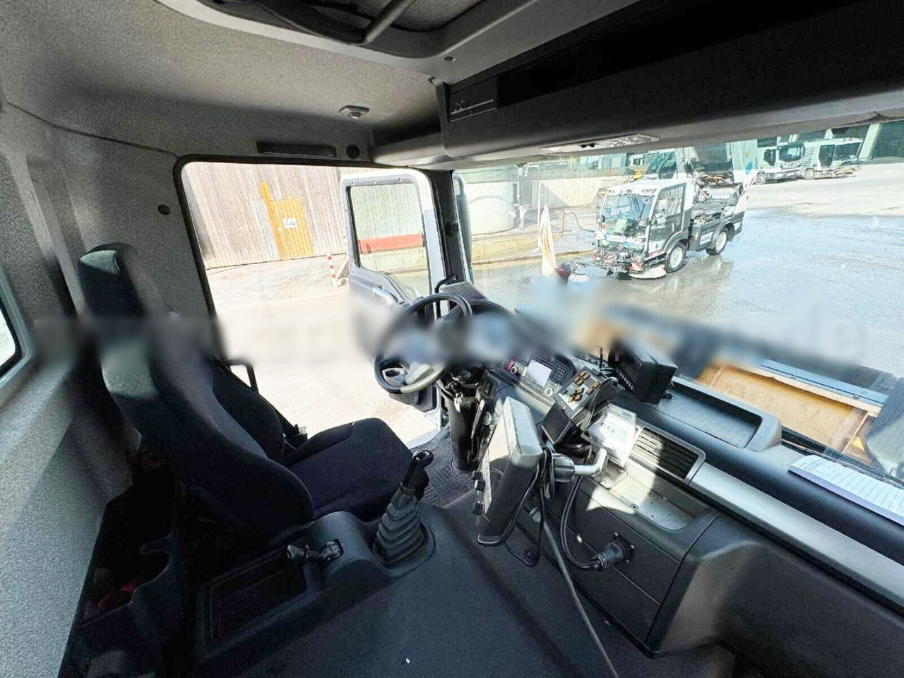 MAN TGM 18.290 4x2 BL TGM 18.290 4x2 BL, Winterdienstausstattung - Haakarmsysteem vrachtwagen: afbeelding 4 MAN TGM 18.290 4x2 BL TGM 18.290 4x2 BL, Winterdienstausstattung - Haakarmsysteem vrachtwagen: afbeelding 4