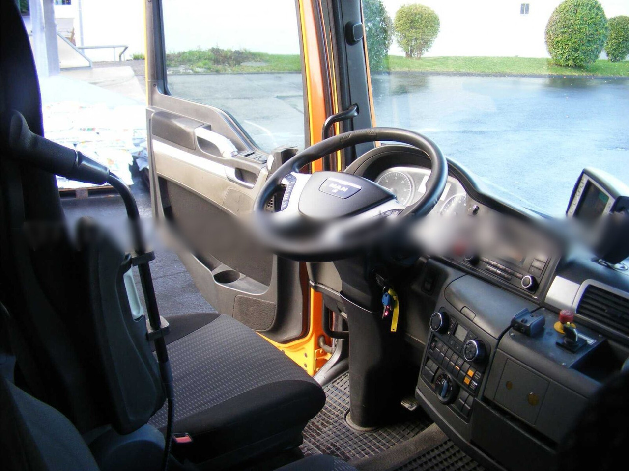 MAN TGS 26.400 6X4 BL TGS 26.400 6X4 BL - Chassis vrachtwagen: afbeelding 4 MAN TGS 26.400 6X4 BL TGS 26.400 6X4 BL - Chassis vrachtwagen: afbeelding 4
