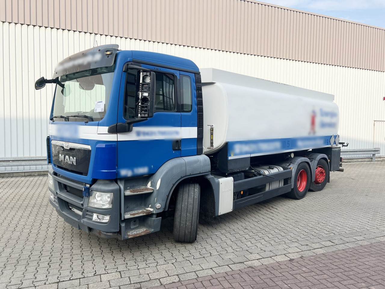 MAN TGS 26.400 6x2-4 BL TGS 26.400 6x2-4 BL, Lenk-/Liftachse, ADR, C.H. Bunge Tank ca. 20.600l, 4 Kammern - Tankwagen: afbeelding 1 MAN TGS 26.400 6x2-4 BL TGS 26.400 6x2-4 BL, Lenk-/Liftachse, ADR, C.H. Bunge Tank ca. 20.600l, 4 Kammern - Tankwagen: afbeelding 1