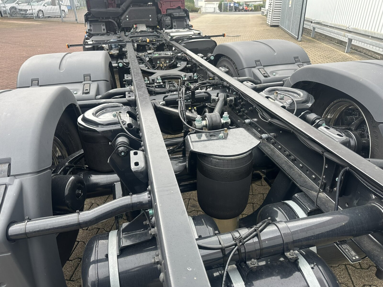 MAN TGS 26.440 6x2-4 LL CH TGS 26.440 6x2-4 LL CH, Lenk-/Liftachse, Navi, LED - Chassis vrachtwagen: afbeelding 5 MAN TGS 26.440 6x2-4 LL CH TGS 26.440 6x2-4 LL CH, Lenk-/Liftachse, Navi, LED - Chassis vrachtwagen: afbeelding 5