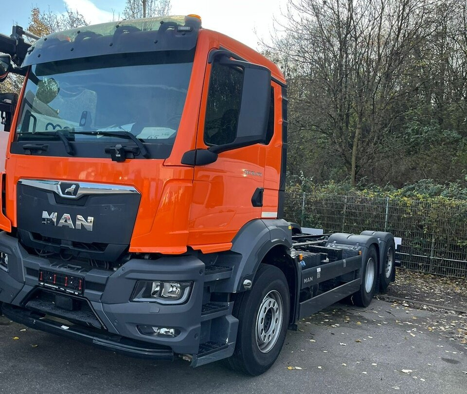 MAN TGS 26.470 6x2-4 BL CH TGS 26.470 6x2-4 BL CH, Lenk-/Liftachse, NMV - Chassis vrachtwagen: afbeelding 2 MAN TGS 26.470 6x2-4 BL CH TGS 26.470 6x2-4 BL CH, Lenk-/Liftachse, NMV - Chassis vrachtwagen: afbeelding 2