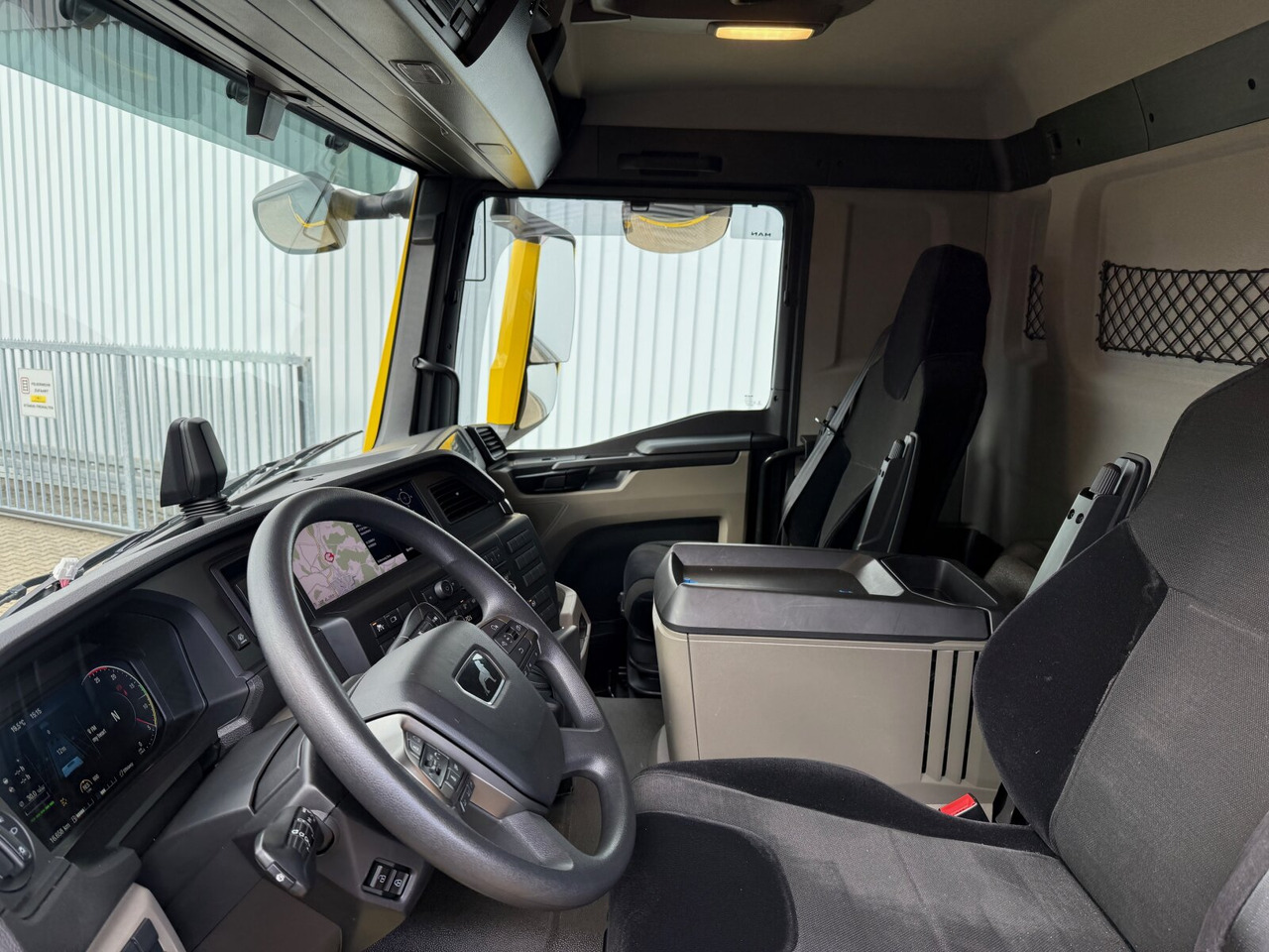 MAN TGS 26.470 6x6 BB TGS 26.470 6x6 BB, Hohe Bauart, Navi, Motorabtrieb, Bordmatik - Kipper vrachtwagen: afbeelding 5 MAN TGS 26.470 6x6 BB TGS 26.470 6x6 BB, Hohe Bauart, Navi, Motorabtrieb, Bordmatik - Kipper vrachtwagen: afbeelding 5