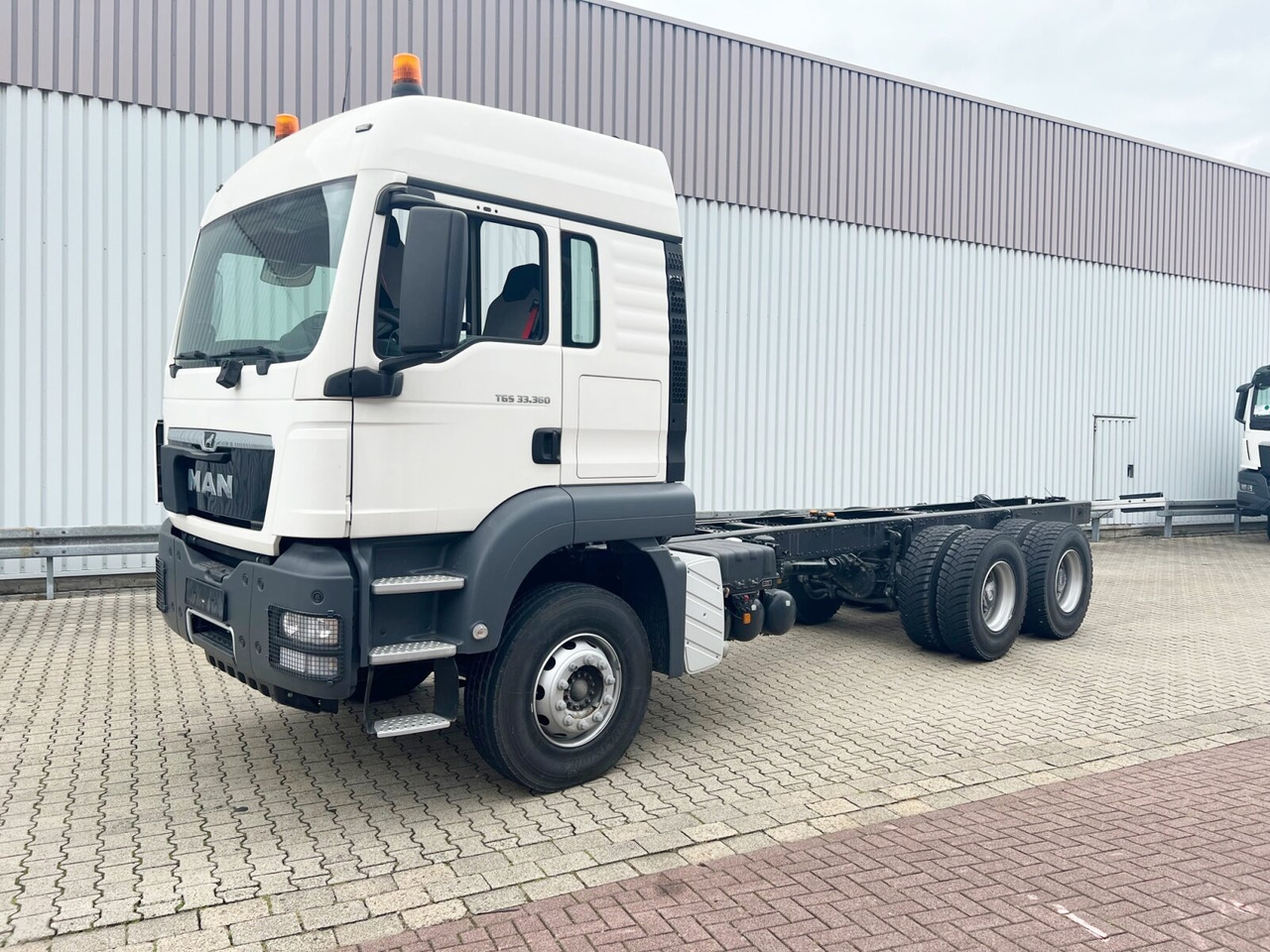 MAN TGS 33.360/440 6x4 BB TGS 33.360/440 6x4 BB, Häckslerkabine, NMV Nebenantrieb - Chassis vrachtwagen: afbeelding 1 MAN TGS 33.360/440 6x4 BB TGS 33.360/440 6x4 BB, Häckslerkabine, NMV Nebenantrieb - Chassis vrachtwagen: afbeelding 1
