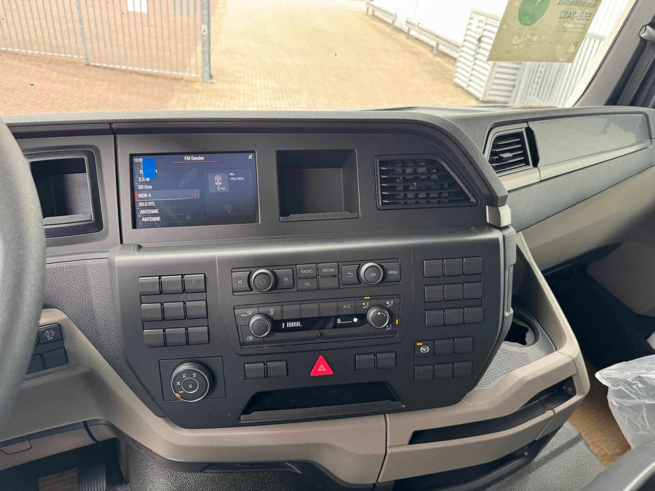 MAN TGS 33.480 6x6 BB CH TGS 33.480 6x6 BB CH, Hohe Bauart, Nebenantrieb - Chassis vrachtwagen: afbeelding 5 MAN TGS 33.480 6x6 BB CH TGS 33.480 6x6 BB CH, Hohe Bauart, Nebenantrieb - Chassis vrachtwagen: afbeelding 5