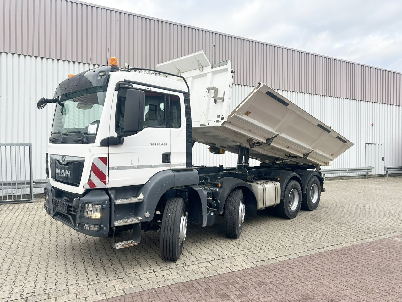 MAN TGS 35.460 8X4 BB TGS 35.460 8X4 BB, Meiller Bordmatik, Rollplane, 13m³ - Kipper vrachtwagen: afbeelding 1 MAN TGS 35.460 8X4 BB TGS 35.460 8X4 BB, Meiller Bordmatik, Rollplane, 13m³ - Kipper vrachtwagen: afbeelding 1
