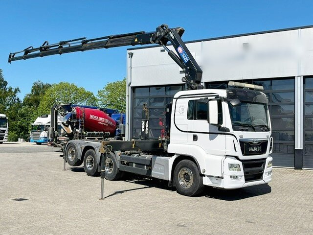 MAN TGS 35.500 8x4-4 BL TGS 35.500 8x4-4 BL, Lenk-/Liftachse, Kran HMF 3220-K6, Funk - Haakarmsysteem vrachtwagen, Kraanwagen: afbeelding 1 MAN TGS 35.500 8x4-4 BL TGS 35.500 8x4-4 BL, Lenk-/Liftachse, Kran HMF 3220-K6, Funk - Haakarmsysteem vrachtwagen, Kraanwagen: afbeelding 1