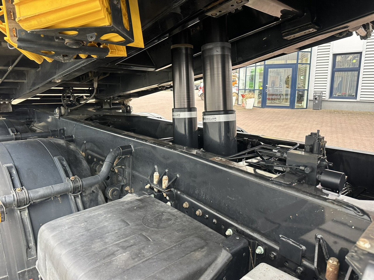 MAN TGS 35.500 8x8 BB TGS 35.500 8x8 BB, Meiller Bordmatik - Kipper vrachtwagen: afbeelding 2 MAN TGS 35.500 8x8 BB TGS 35.500 8x8 BB, Meiller Bordmatik - Kipper vrachtwagen: afbeelding 2