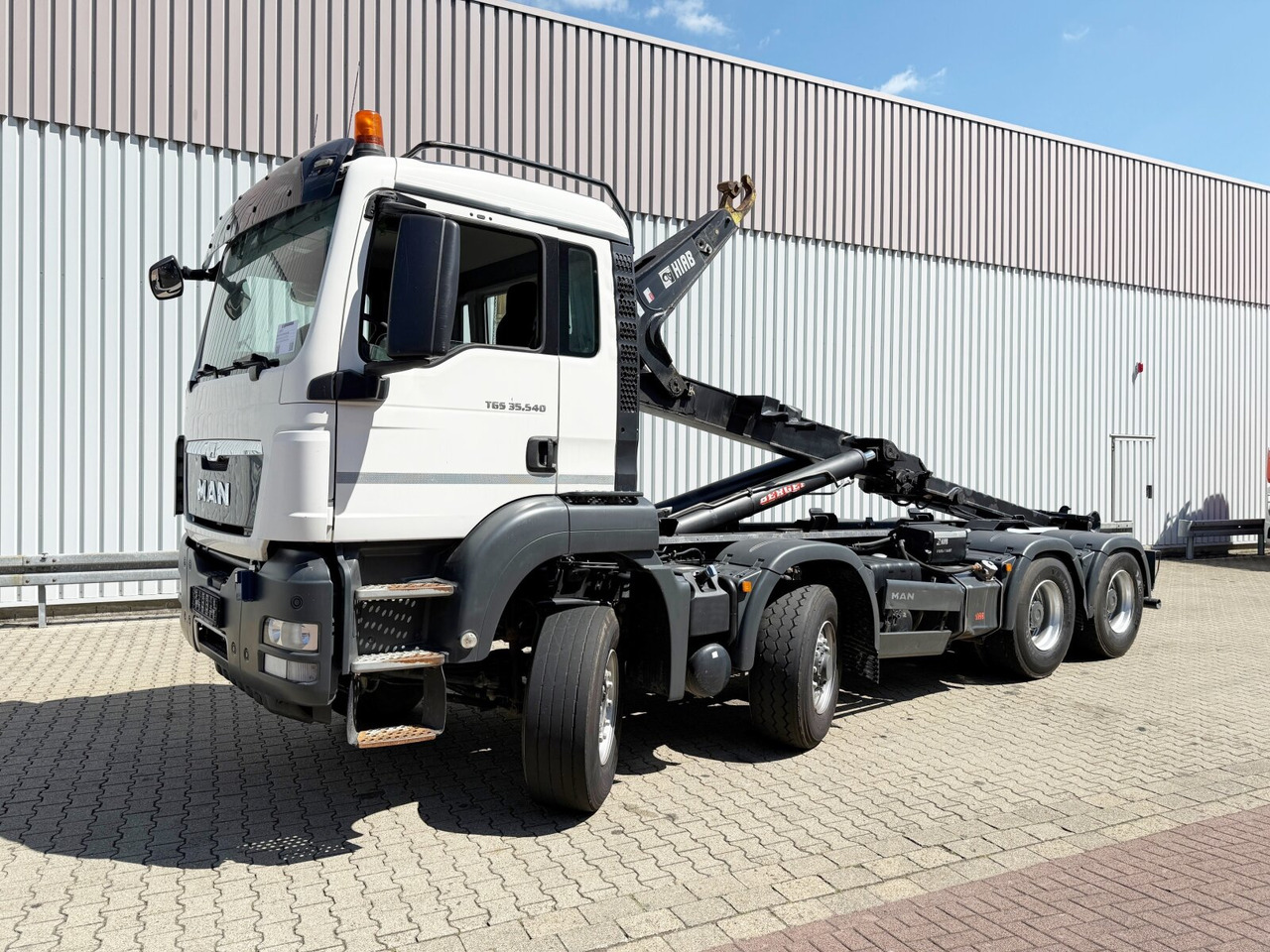 MAN TGS 35.540 8x6H BL TGS 35.540 8x6H BL, HydroDrive, PriTrader, Hiab Abrollkipper bis 7 m - Haakarmsysteem vrachtwagen: afbeelding 1 MAN TGS 35.540 8x6H BL TGS 35.540 8x6H BL, HydroDrive, PriTrader, Hiab Abrollkipper bis 7 m - Haakarmsysteem vrachtwagen: afbeelding 1