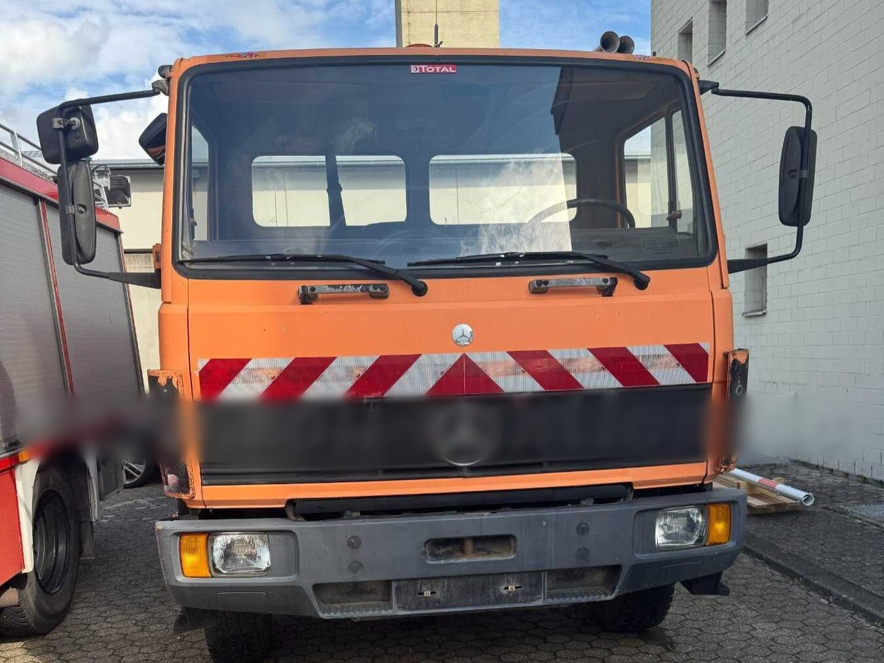 Mercedes-Benz 1314 K 4x2 1314 K 4x2, 6-Zylinder Motor - Kipper vrachtwagen: afbeelding 2 Mercedes-Benz 1314 K 4x2 1314 K 4x2, 6-Zylinder Motor - Kipper vrachtwagen: afbeelding 2
