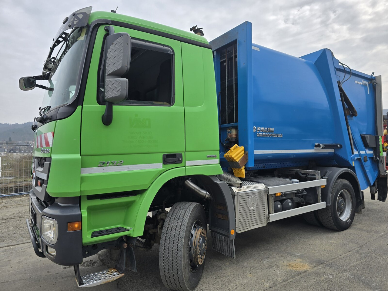 Mercedes-Benz Actros 2032 LA 4x4 Actros 2032 LA 4x4, Faun Variopress 310 ca. 10m³, Zöller Schüttung - Vuilniswagen: afbeelding 1 Mercedes-Benz Actros 2032 LA 4x4 Actros 2032 LA 4x4, Faun Variopress 310 ca. 10m³, Zöller Schüttung - Vuilniswagen: afbeelding 1