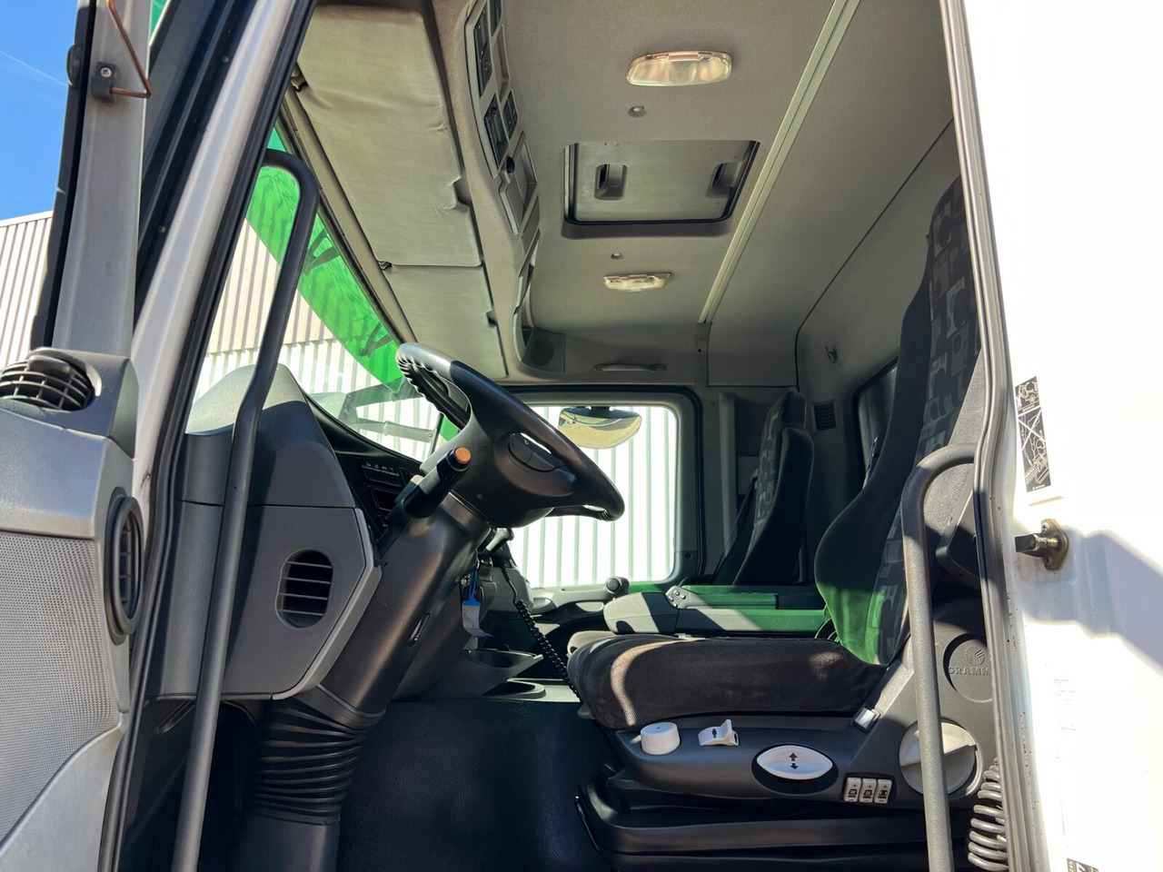 Mercedes-Benz Actros 2541 L 6x2 Actros 2541 L 6x2/48 Retarder, Lenk-/Liftachse - Haakarmsysteem vrachtwagen: afbeelding 3 Mercedes-Benz Actros 2541 L 6x2 Actros 2541 L 6x2/48 Retarder, Lenk-/Liftachse - Haakarmsysteem vrachtwagen: afbeelding 3