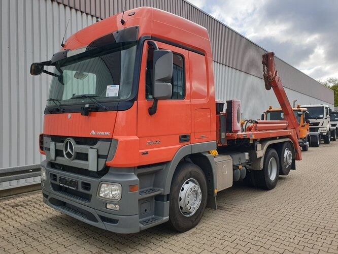 Mercedes-Benz Actros 2544 L 6x2 Actros 2544 L 6x2, ADR, Retarder, Lenkachse - Portaalarmsysteem vrachtwagen: afbeelding 1 Mercedes-Benz Actros 2544 L 6x2 Actros 2544 L 6x2, ADR, Retarder, Lenkachse - Portaalarmsysteem vrachtwagen: afbeelding 1