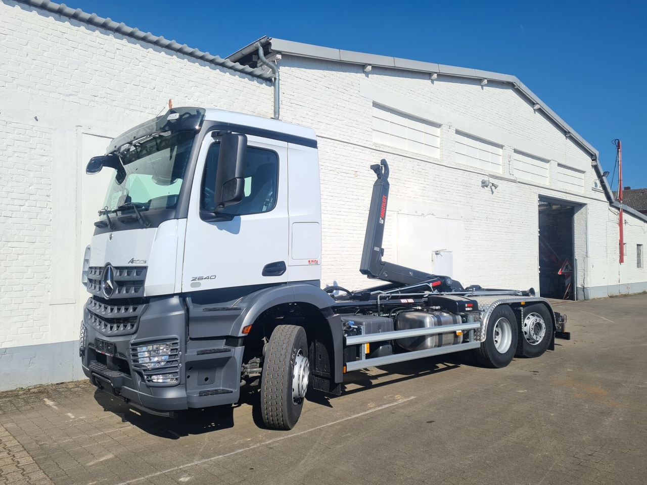 Mercedes-Benz Actros 2545 L 6x2 Actros 2545 L 6x2, Retarder, Lenk-/Liftachse, MirrorCam, MultimediaCockpit, Navi - Haakarmsysteem vrachtwagen: afbeelding 1 Mercedes-Benz Actros 2545 L 6x2 Actros 2545 L 6x2, Retarder, Lenk-/Liftachse, MirrorCam, MultimediaCockpit, Navi - Haakarmsysteem vrachtwagen: afbeelding 1