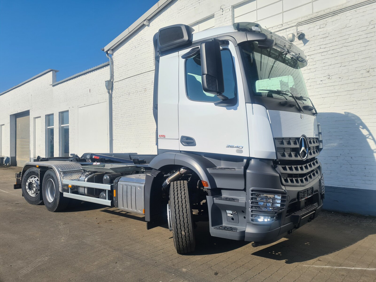 Mercedes-Benz Actros 2545 L 6x2 Actros 2545 L 6x2, Retarder, Lenk-/Liftachse, MirrorCam, MultimediaCockpit, Navi - Haakarmsysteem vrachtwagen: afbeelding 2 Mercedes-Benz Actros 2545 L 6x2 Actros 2545 L 6x2, Retarder, Lenk-/Liftachse, MirrorCam, MultimediaCockpit, Navi - Haakarmsysteem vrachtwagen: afbeelding 2