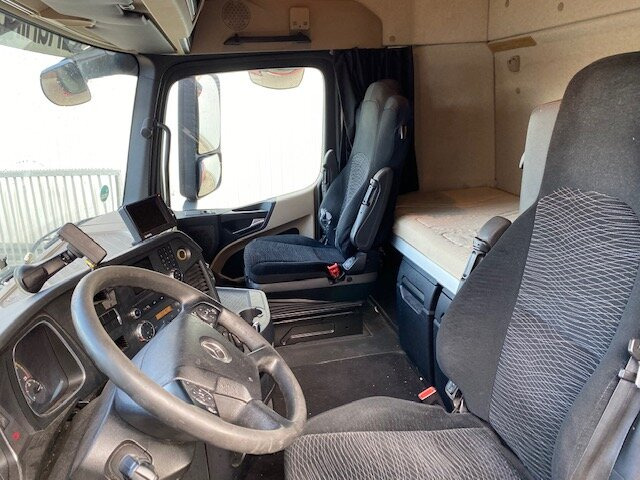 Mercedes-Benz Actros 2545 L 6x2 Actros 2545 L 6x2, StreamSpace, Liftachse, Bi-Xenon - Chassis vrachtwagen: afbeelding 2 Mercedes-Benz Actros 2545 L 6x2 Actros 2545 L 6x2, StreamSpace, Liftachse, Bi-Xenon - Chassis vrachtwagen: afbeelding 2