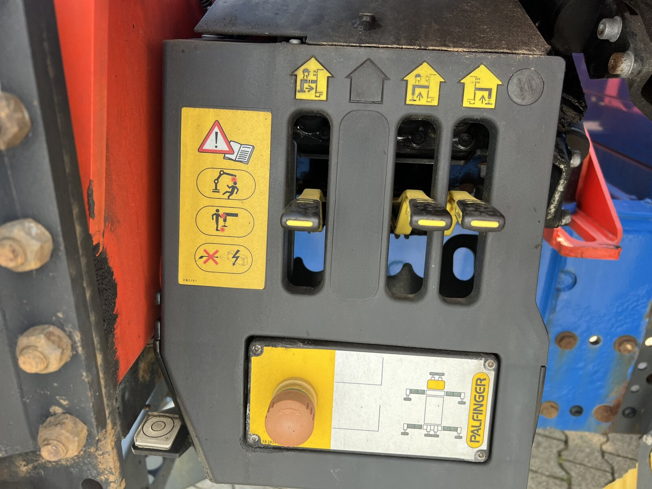 Mercedes-Benz Antos 1836 L 4x2 Antos 1836 L 4x2, Glastransporter, Heckkran Palfinger Pk 12002-EH, Funk - Kraanwagen: afbeelding 3 Mercedes-Benz Antos 1836 L 4x2 Antos 1836 L 4x2, Glastransporter, Heckkran Palfinger Pk 12002-EH, Funk - Kraanwagen: afbeelding 3