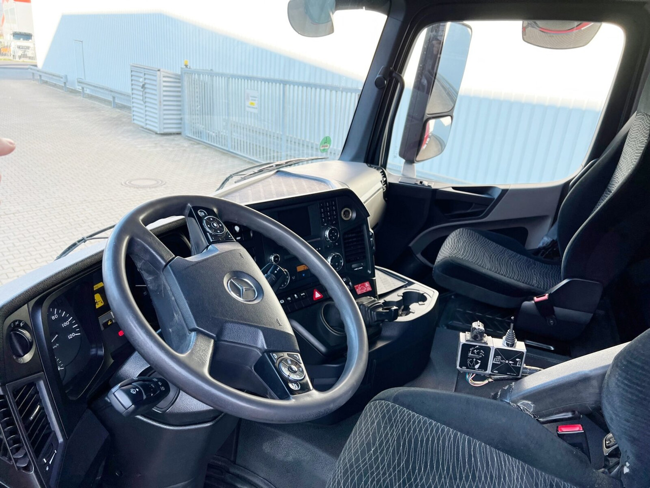 Mercedes-Benz Antos 2545 L 6x2 Antos 2545 L 6x2, Retarder, Lenk-/Liftachse - Haakarmsysteem vrachtwagen: afbeelding 3 Mercedes-Benz Antos 2545 L 6x2 Antos 2545 L 6x2, Retarder, Lenk-/Liftachse - Haakarmsysteem vrachtwagen: afbeelding 3