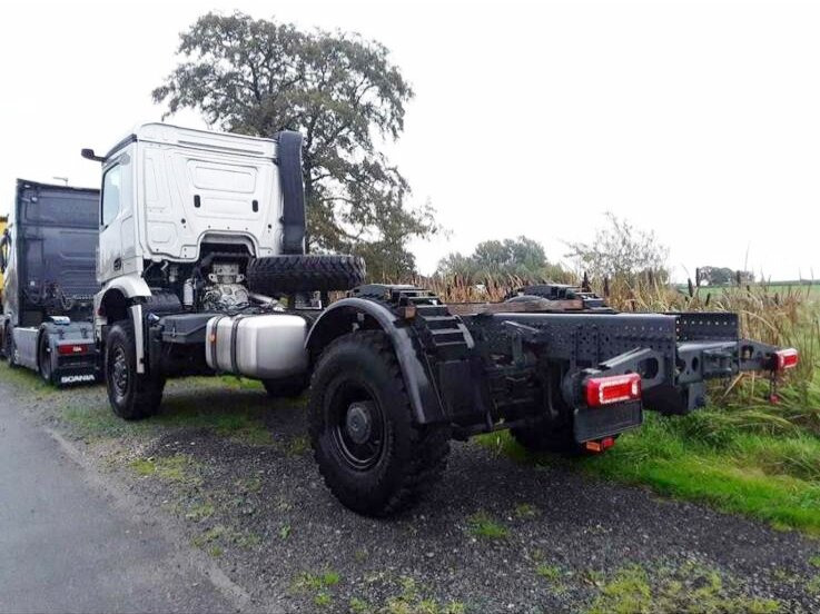 Leasing Mercedes-Benz Arocs 2053 A 4x4 Arocs 2053 A 4x4, Grounder, MirrorCam, Multimedia Cockpit, Navi Mercedes-Benz Arocs 2053 A 4x4 Arocs 2053 A 4x4, Grounder, MirrorCam, Multimedia Cockpit, Navi: afbeelding 6