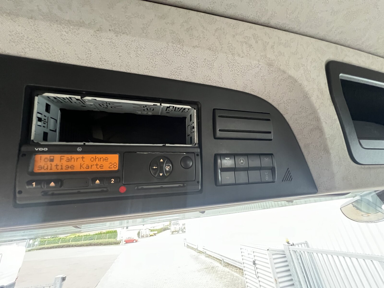 Haakarmsysteem vrachtwagen Mercedes-Benz Arocs 2552 L 6x2 Arocs 2552 L 6x2, Lenk-/Liftachse: afbeelding 7