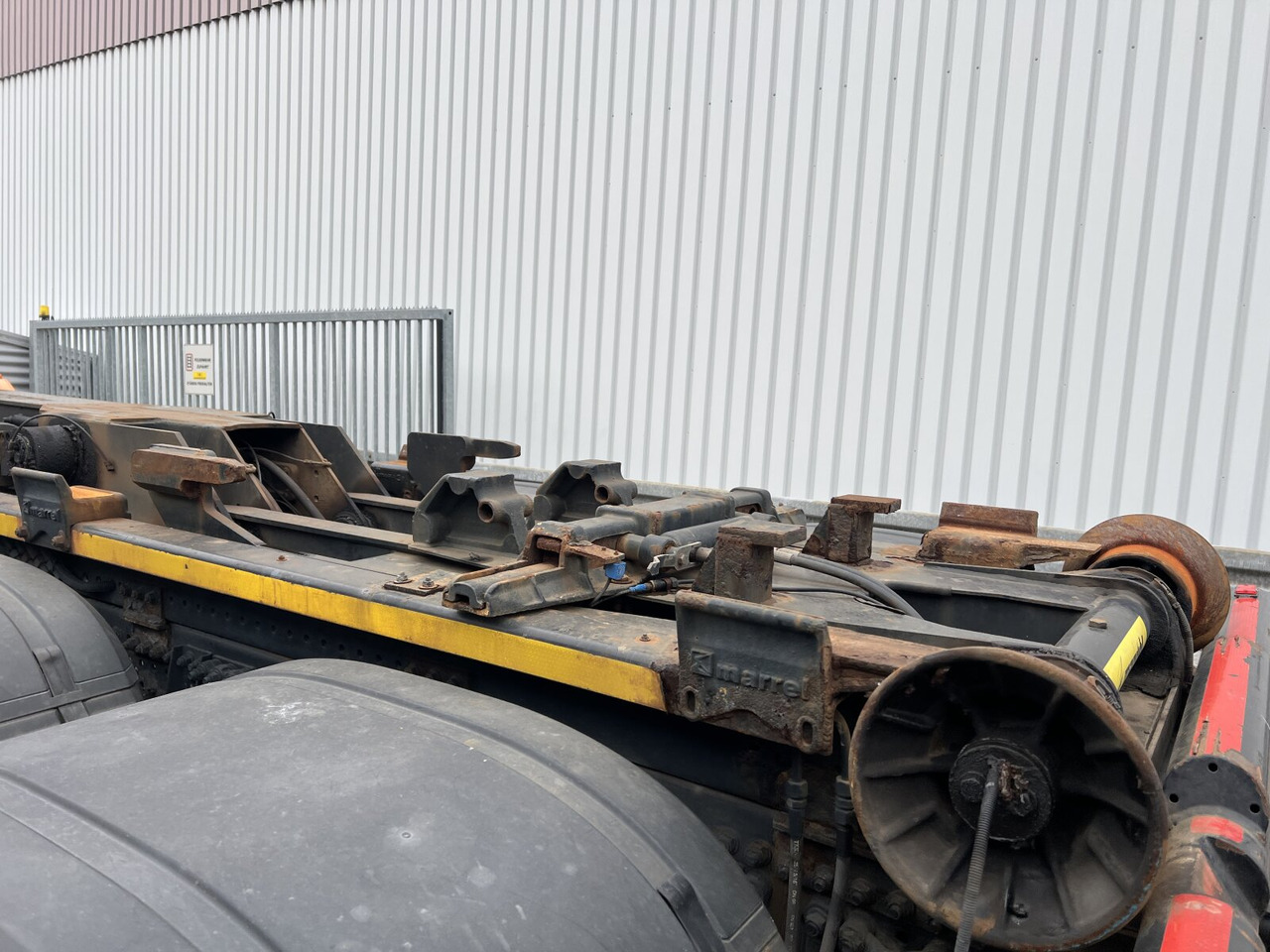 Haakarmsysteem vrachtwagen Mercedes-Benz Arocs 2552 L 6x2 Arocs 2552 L 6x2, Lenk-/Liftachse: afbeelding 12