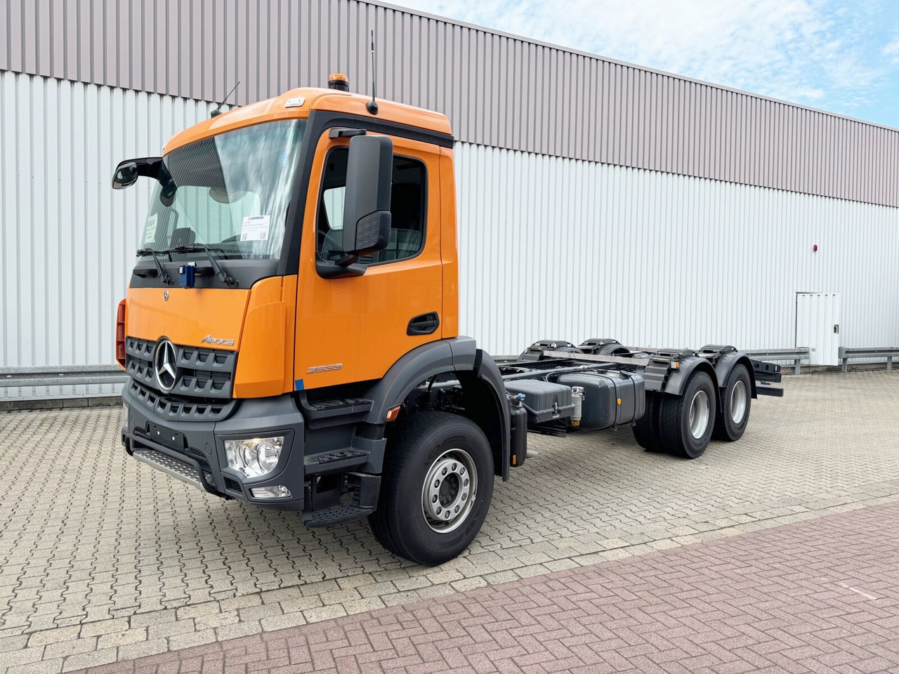 Mercedes-Benz Arocs 2633 6x4 Arocs 2633 6x4, 2x Nebenantrieb - Chassis vrachtwagen: afbeelding 1 Mercedes-Benz Arocs 2633 6x4 Arocs 2633 6x4, 2x Nebenantrieb - Chassis vrachtwagen: afbeelding 1