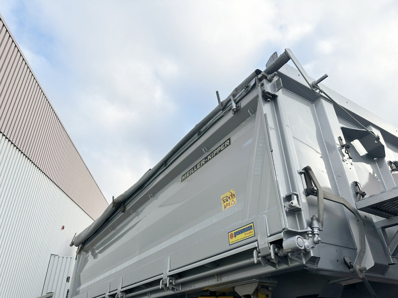 Mercedes-Benz Arocs 2643 LK 6x6 HAD Arocs 2643 LK 6x6 HAD, HydroDrive - Kipper vrachtwagen: afbeelding 4 Mercedes-Benz Arocs 2643 LK 6x6 HAD Arocs 2643 LK 6x6 HAD, HydroDrive - Kipper vrachtwagen: afbeelding 4