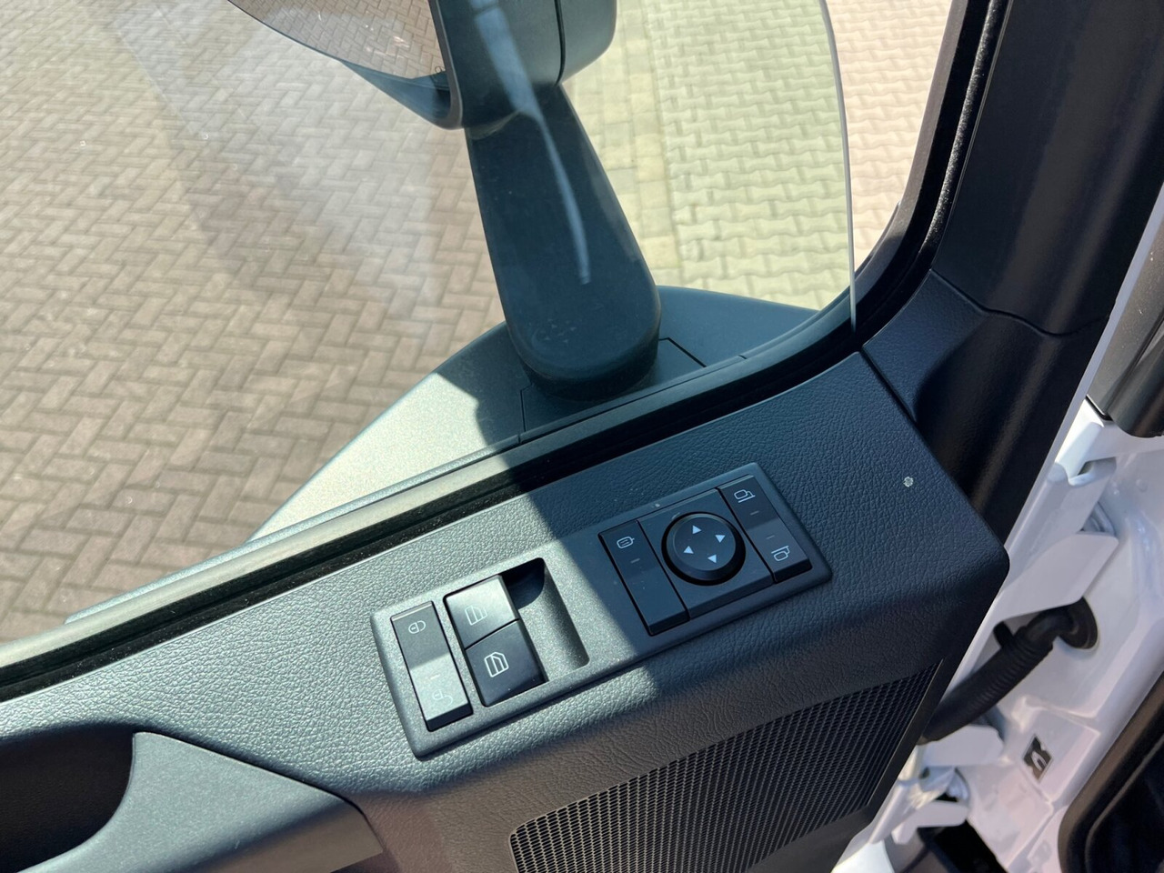 Mercedes-Benz Arocs 3240 8x4 Arocs 3240 8x4/42 - Haakarmsysteem vrachtwagen: afbeelding 5 Mercedes-Benz Arocs 3240 8x4 Arocs 3240 8x4/42 - Haakarmsysteem vrachtwagen: afbeelding 5