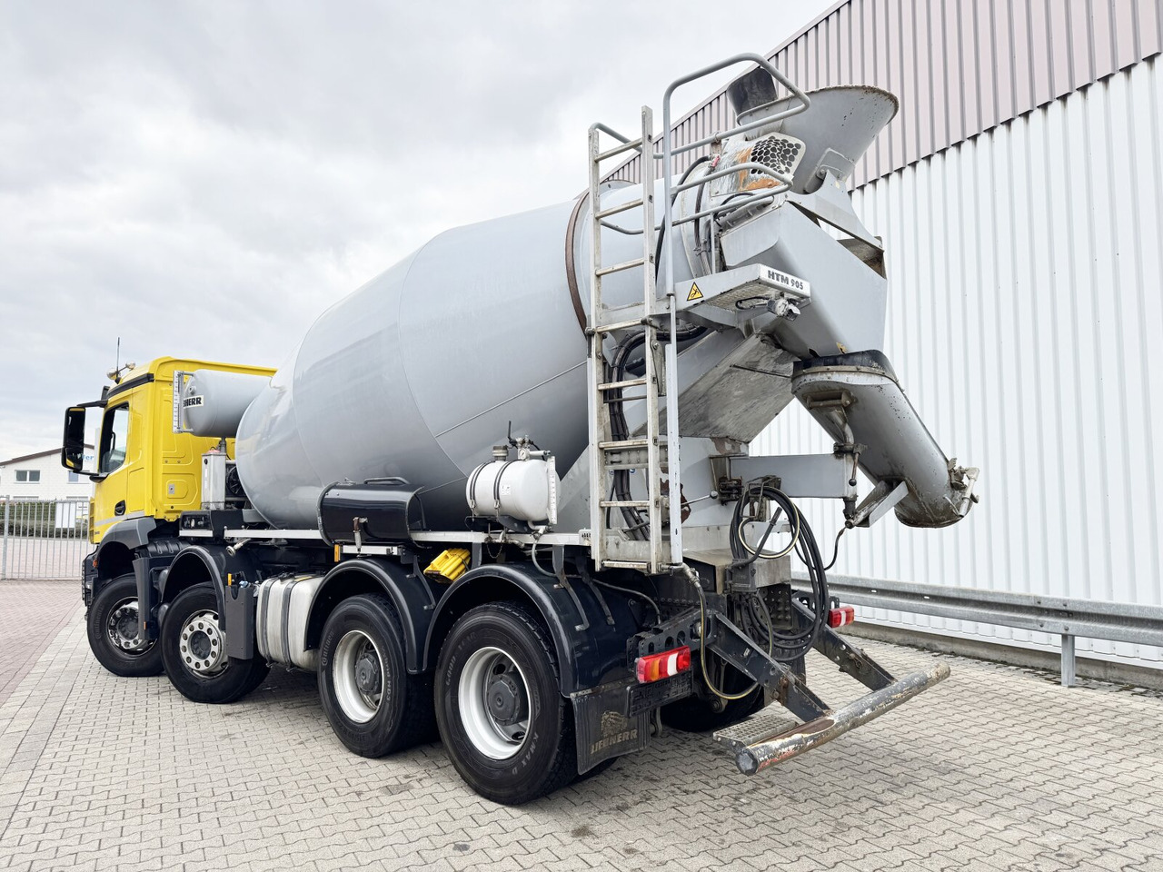 Mercedes-Benz Arocs 3246 B 8x4/4 Arocs 3246 B 8x4/4, Liebherr HTM 905 Mischer, 9m³, Multimedia Cockpit, Navi - Betonmixer: afbeelding 2 Mercedes-Benz Arocs 3246 B 8x4/4 Arocs 3246 B 8x4/4, Liebherr HTM 905 Mischer, 9m³, Multimedia Cockpit, Navi - Betonmixer: afbeelding 2