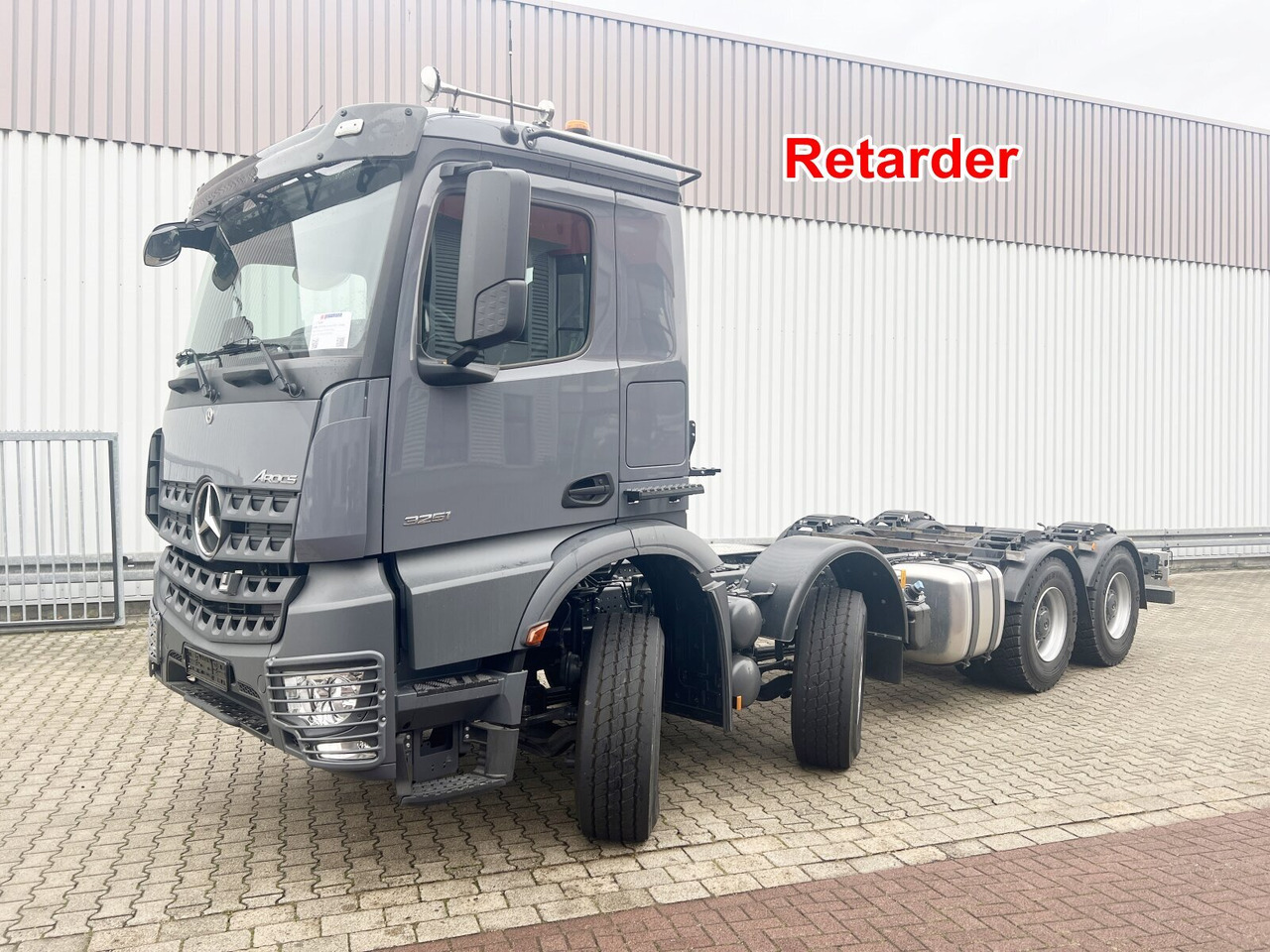 Mercedes-Benz Arocs 3251 L 8x4/4 Arocs 3251 L 8x4/4, mit Motorabtrieb C plus NA - Chassis vrachtwagen: afbeelding 1 Mercedes-Benz Arocs 3251 L 8x4/4 Arocs 3251 L 8x4/4, mit Motorabtrieb C plus NA - Chassis vrachtwagen: afbeelding 1
