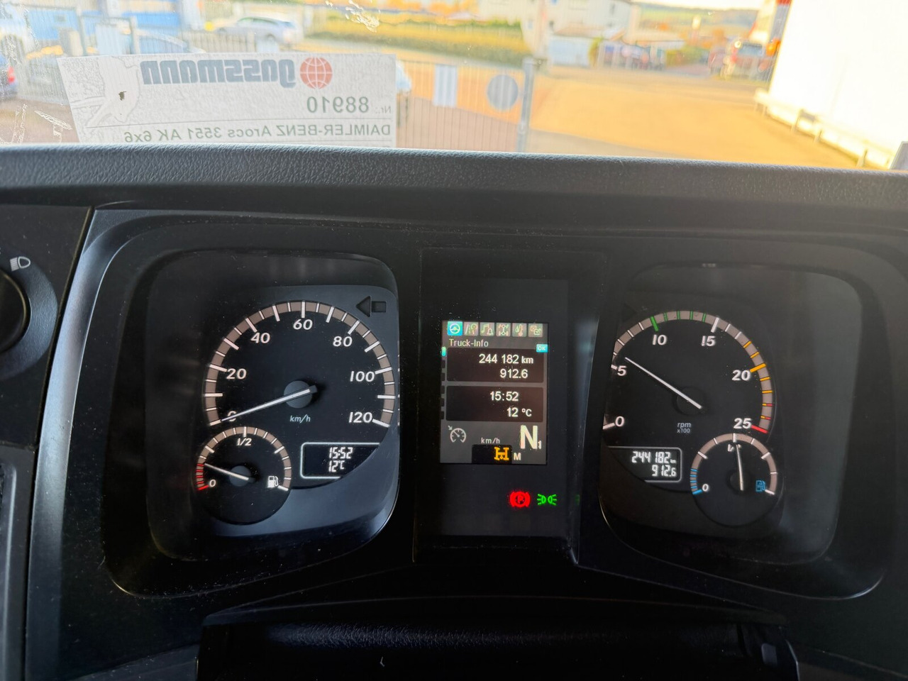 Mercedes-Benz Arocs 3351 AK 6x6 Arocs 3351 AK 6x6, Retarder, Grounder, Motorabtrieb, pneum. Heckklappenöffnung - Kipper vrachtwagen: afbeelding 5 Mercedes-Benz Arocs 3351 AK 6x6 Arocs 3351 AK 6x6, Retarder, Grounder, Motorabtrieb, pneum. Heckklappenöffnung - Kipper vrachtwagen: afbeelding 5