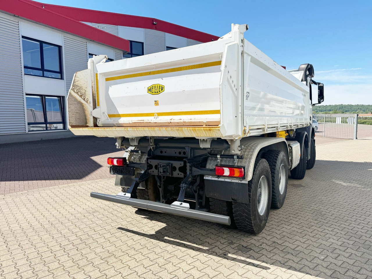 Mercedes-Benz Arocs 4142 K 8x4/4 Arocs 4142 K 8x4/4, Meiller Bordmatik links - Kipper vrachtwagen: afbeelding 4 Mercedes-Benz Arocs 4142 K 8x4/4 Arocs 4142 K 8x4/4, Meiller Bordmatik links - Kipper vrachtwagen: afbeelding 4