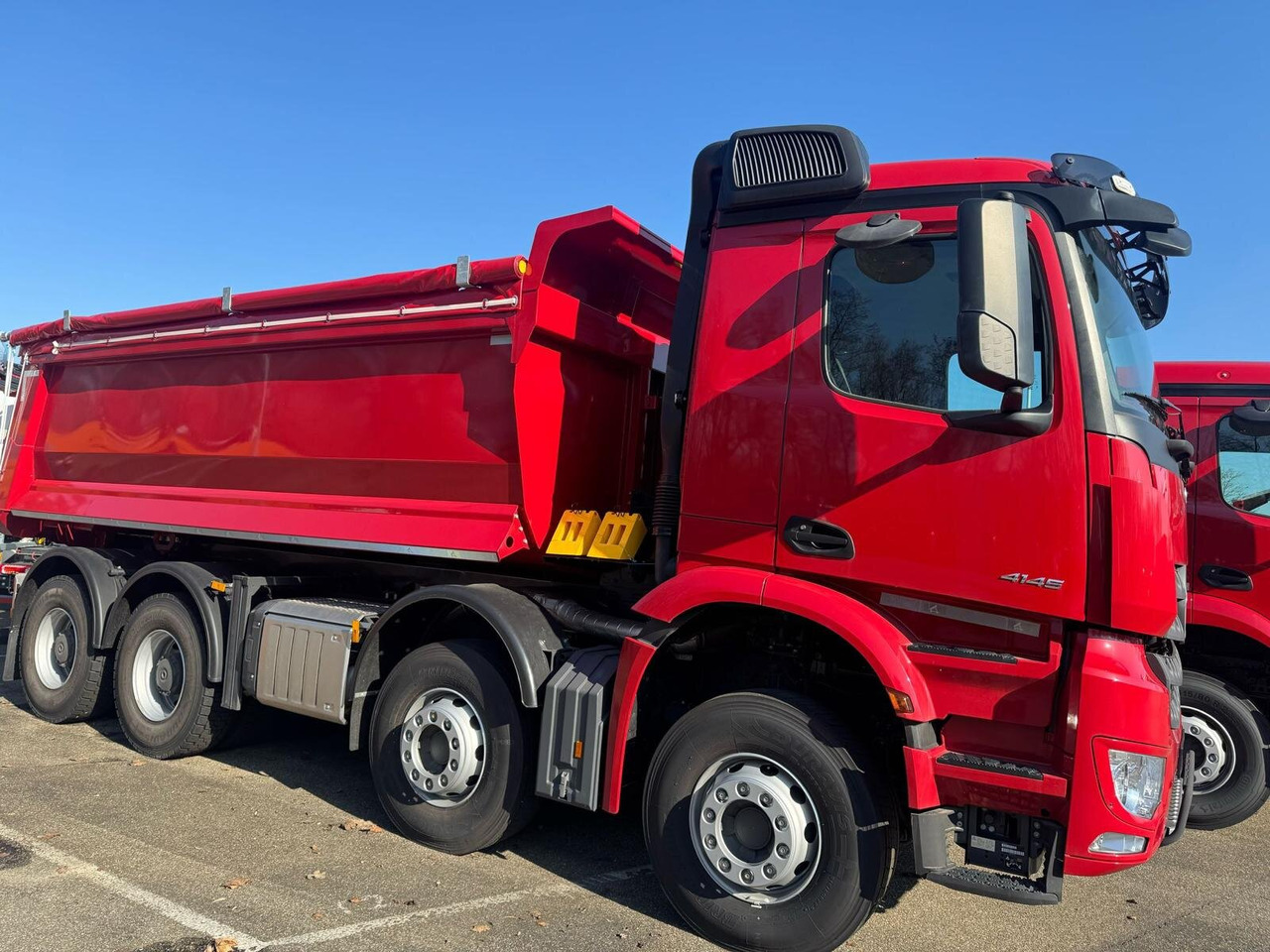 Mercedes-Benz Arocs 4145 K 8x4/4 Arocs 4145 K 8x4/4, Grounder, MultimediaCockpit, Navi, Stahlmulde ca. 16m³ - Kiepwagen: afbeelding 3 Mercedes-Benz Arocs 4145 K 8x4/4 Arocs 4145 K 8x4/4, Grounder, MultimediaCockpit, Navi, Stahlmulde ca. 16m³ - Kiepwagen: afbeelding 3